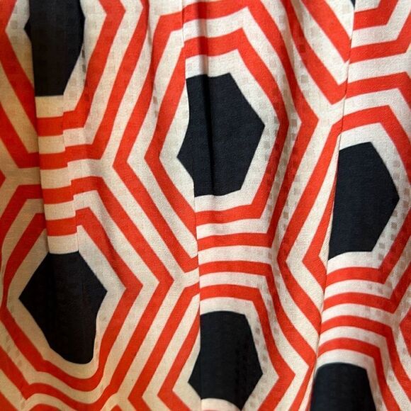 Eva Franco Anthropologie Womens 8 Red Black Geometric Top Pullover Ruffles NWOT - Picture 3 of 5